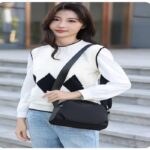 New Portable Nylon Cloth with Cowhide Shoulder Bag Black - Image 2