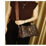 Luxury Large Capacity Bucket Shoulder Bag for - Image 3